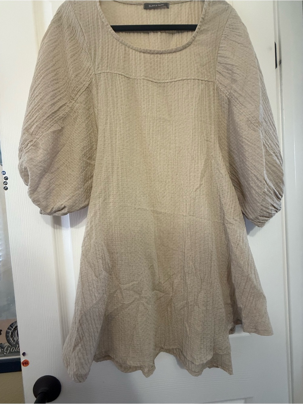 Glam and Fame Neutral Textured Puff-Sleeve Tunic